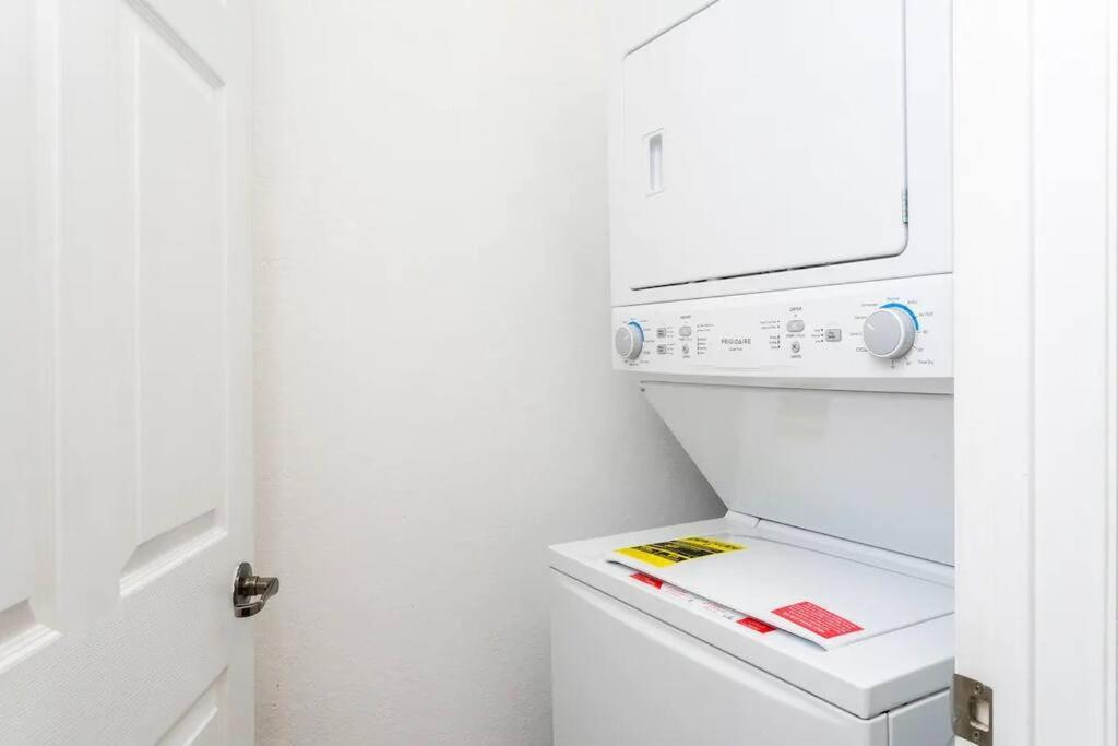 Beautiful Orlando Apt With Nemo Bedroom, 15 Min To Disney! Kissimmee Eksteriør billede